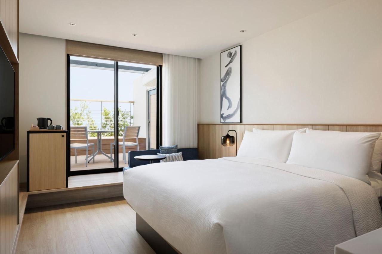 Fairfield By Marriott Hyogo Awaji Higashiura Hotel Kültér fotó
